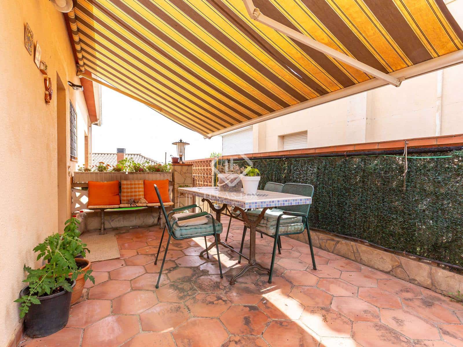 3 soverom Villa til salgs i Sant Just Desvern - € 850 000 (Ref: 9138461)