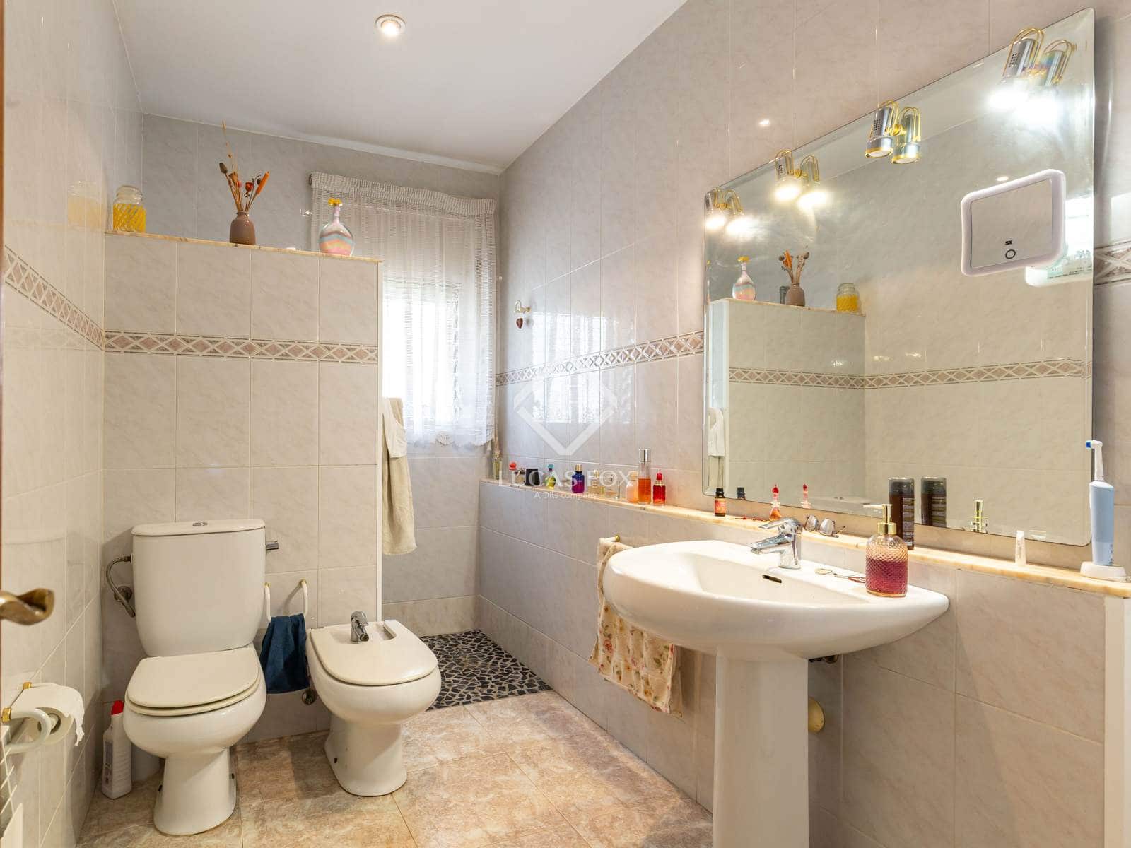 3 soverom Villa til salgs i Sant Just Desvern - € 850 000 (Ref: 9138461)