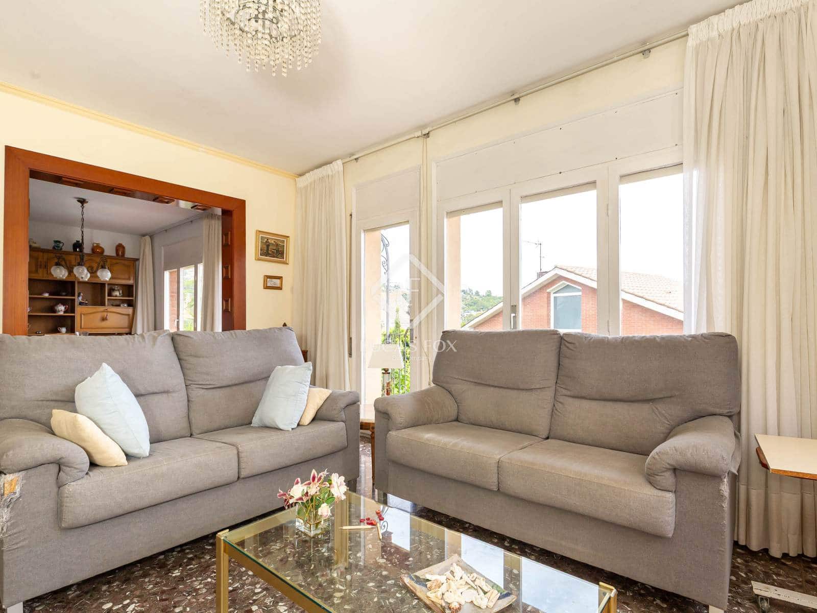 3 soverom Villa til salgs i Sant Just Desvern - € 850 000 (Ref: 9138461)