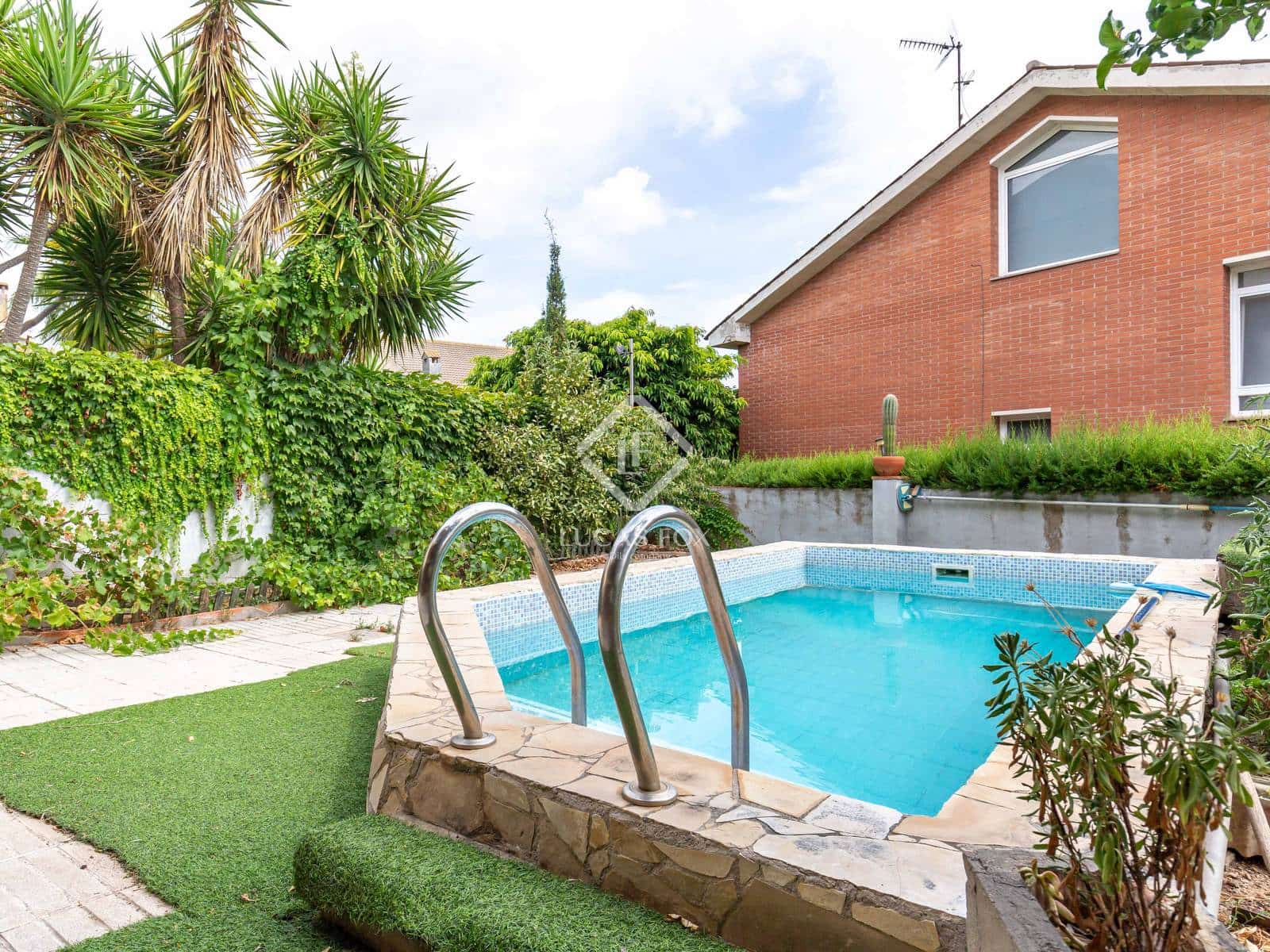 3 soverom Villa til salgs i Sant Just Desvern - € 850 000 (Ref: 9138461)