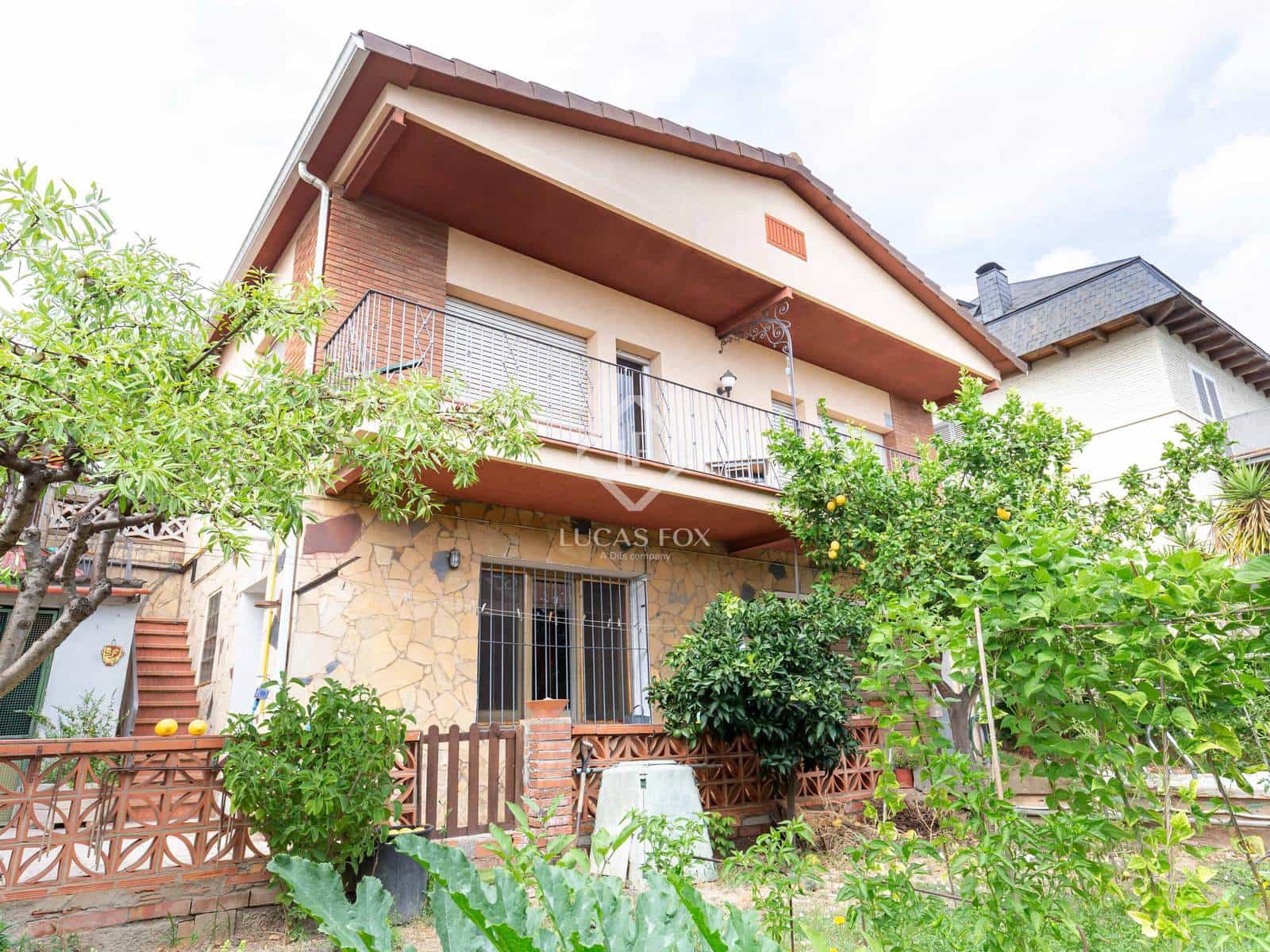 3 soverom Villa til salgs i Sant Just Desvern - € 850 000 (Ref: 9138461)