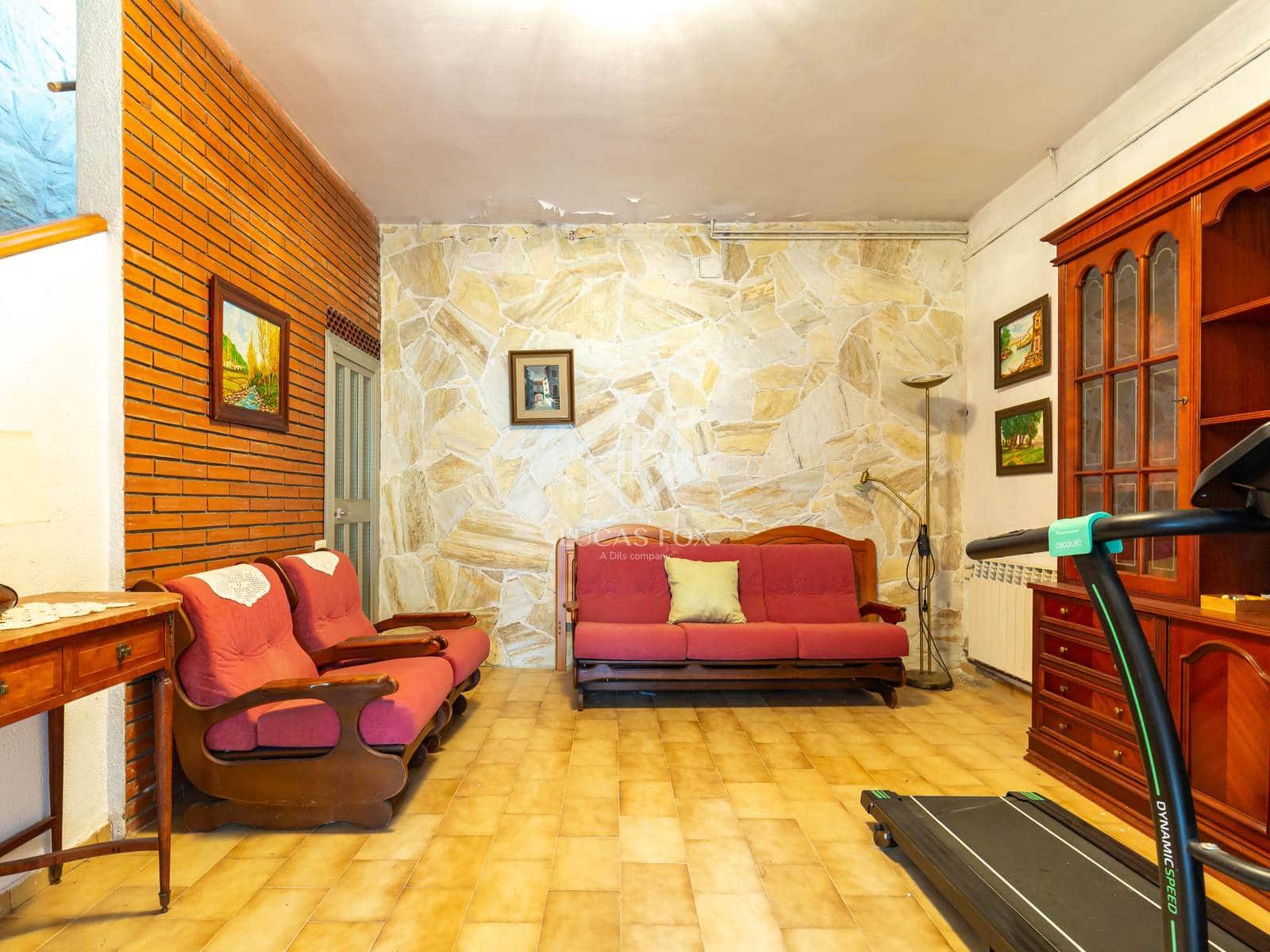 3 soverom Villa til salgs i Sant Just Desvern - € 850 000 (Ref: 9138461)