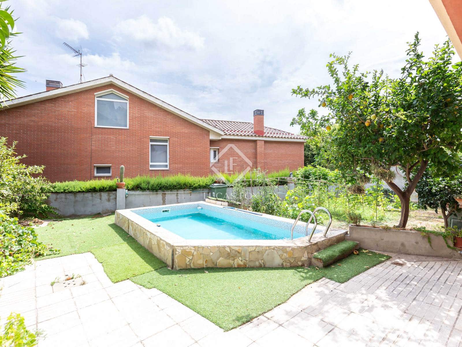 3 soverom Villa til salgs i Sant Just Desvern - € 850 000 (Ref: 9138461)