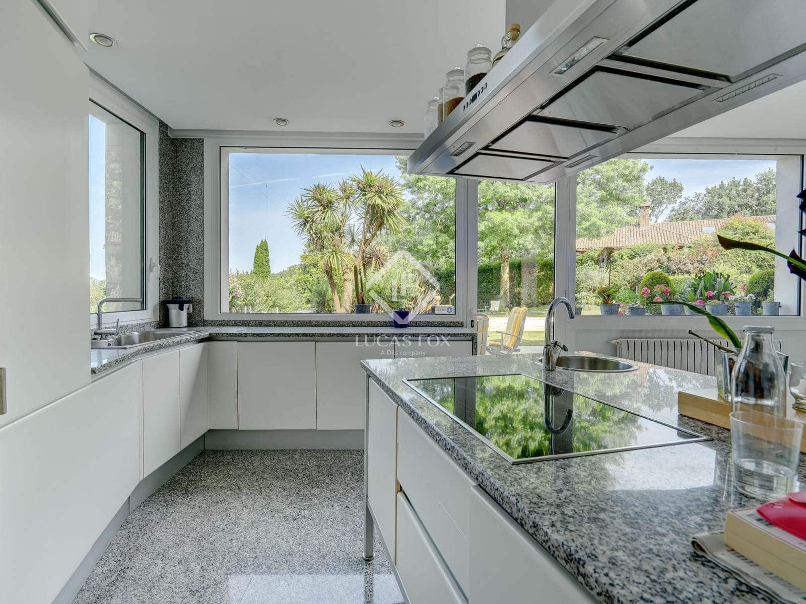 5 soveværelse Villa til salg i Irun med swimmingpool garage - € 1.590.000 (Ref: 9138462)