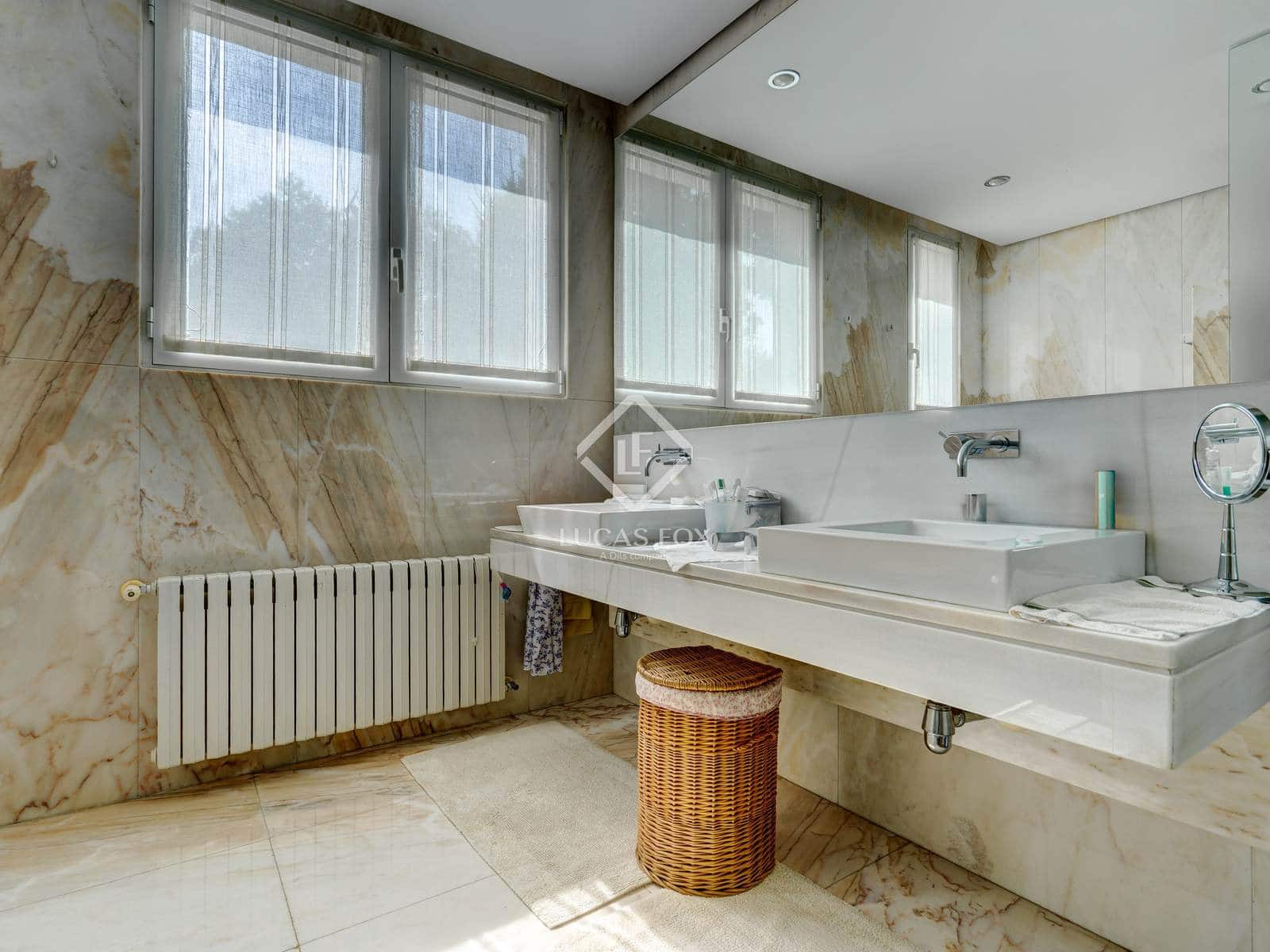 5 soveværelse Villa til salg i Irun med swimmingpool garage - € 1.590.000 (Ref: 9138462)