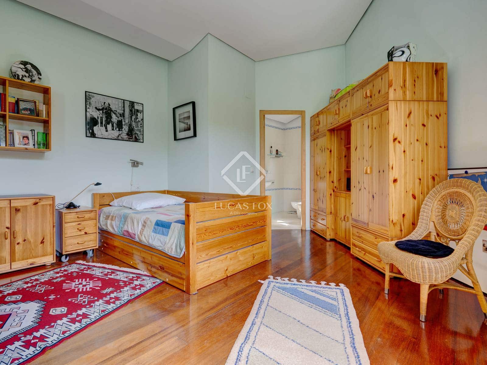 5 soveværelse Villa til salg i Irun med swimmingpool garage - € 1.590.000 (Ref: 9138462)