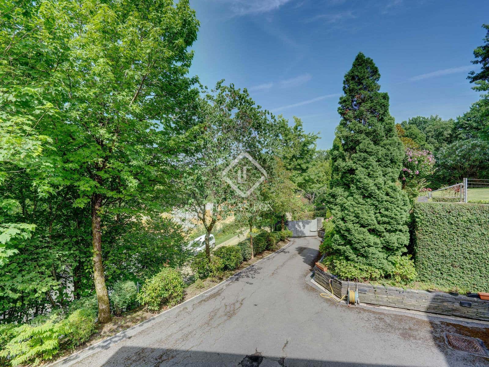 5 soveværelse Villa til salg i Irun med swimmingpool garage - € 1.590.000 (Ref: 9138462)