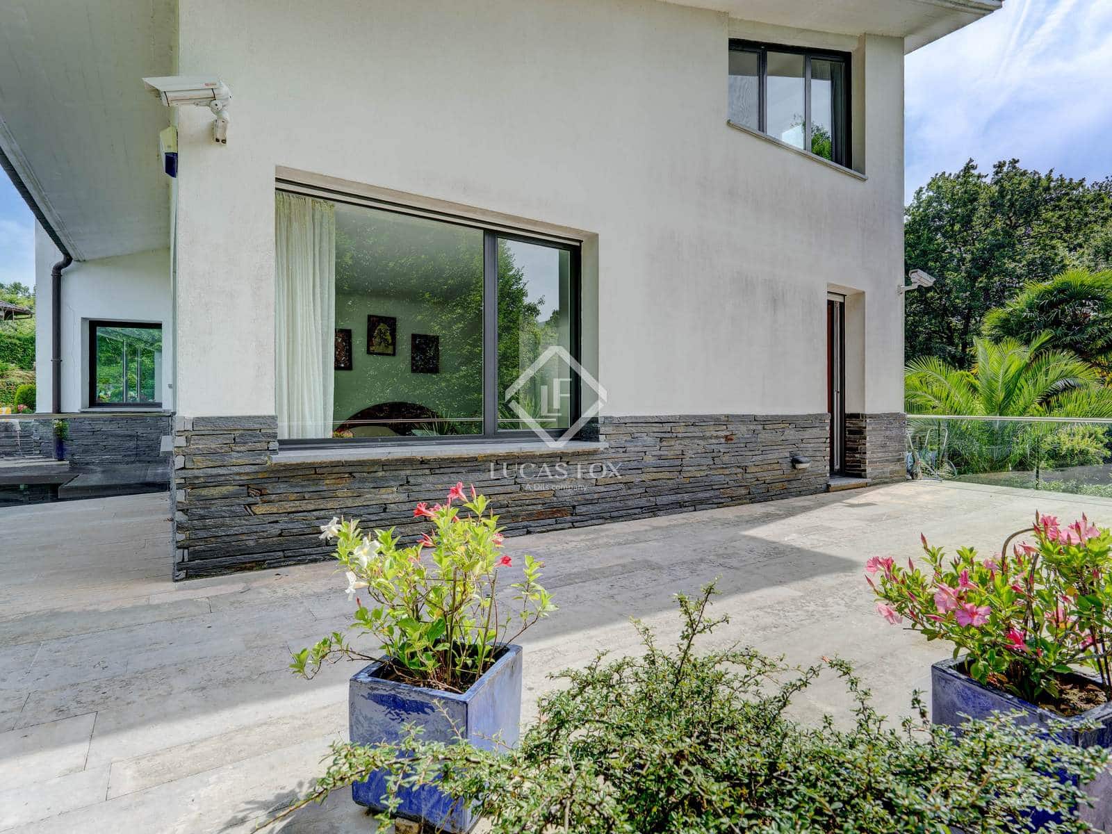 5 soveværelse Villa til salg i Irun med swimmingpool garage - € 1.590.000 (Ref: 9138462)