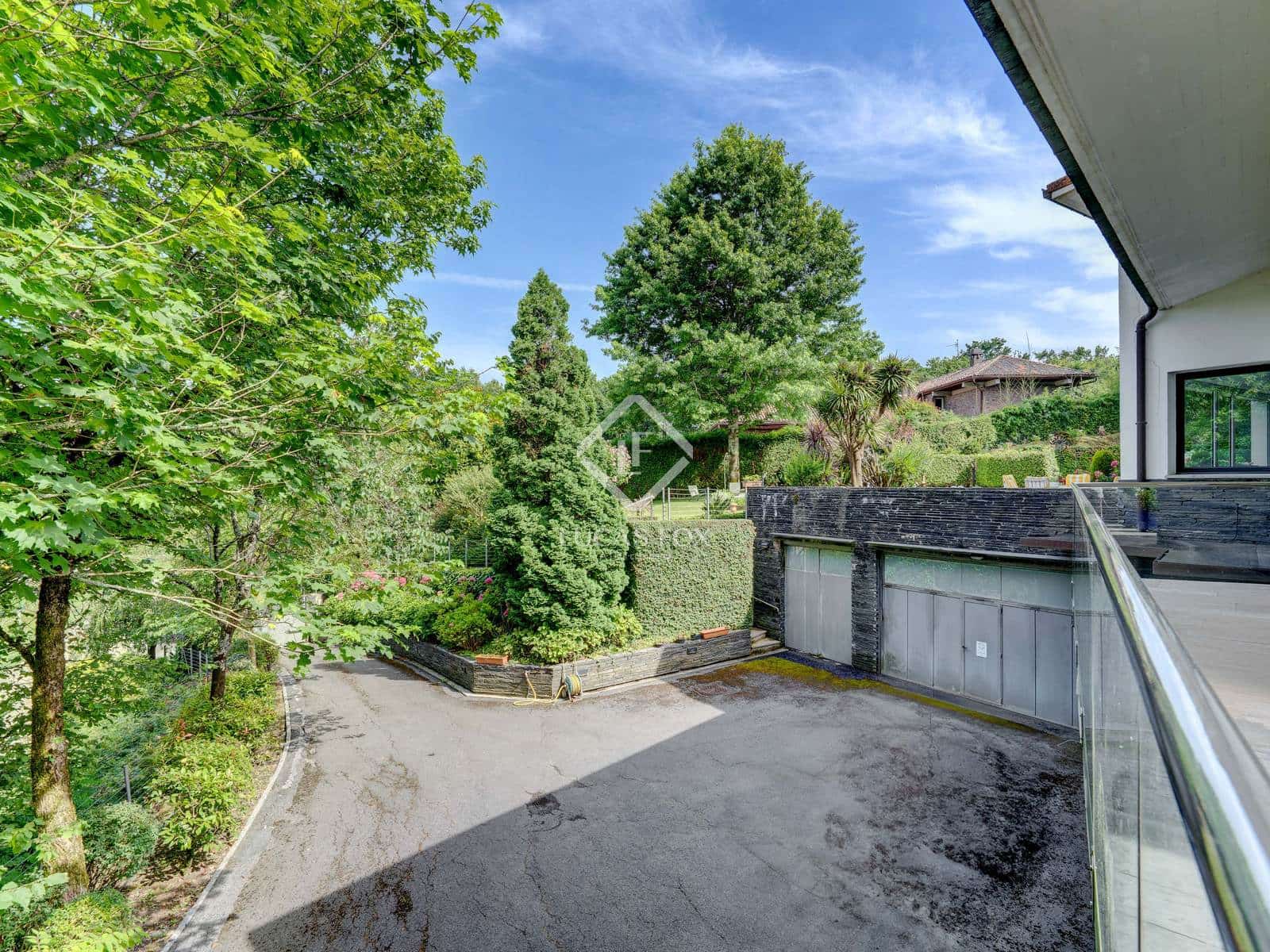5 soveværelse Villa til salg i Irun med swimmingpool garage - € 1.590.000 (Ref: 9138462)
