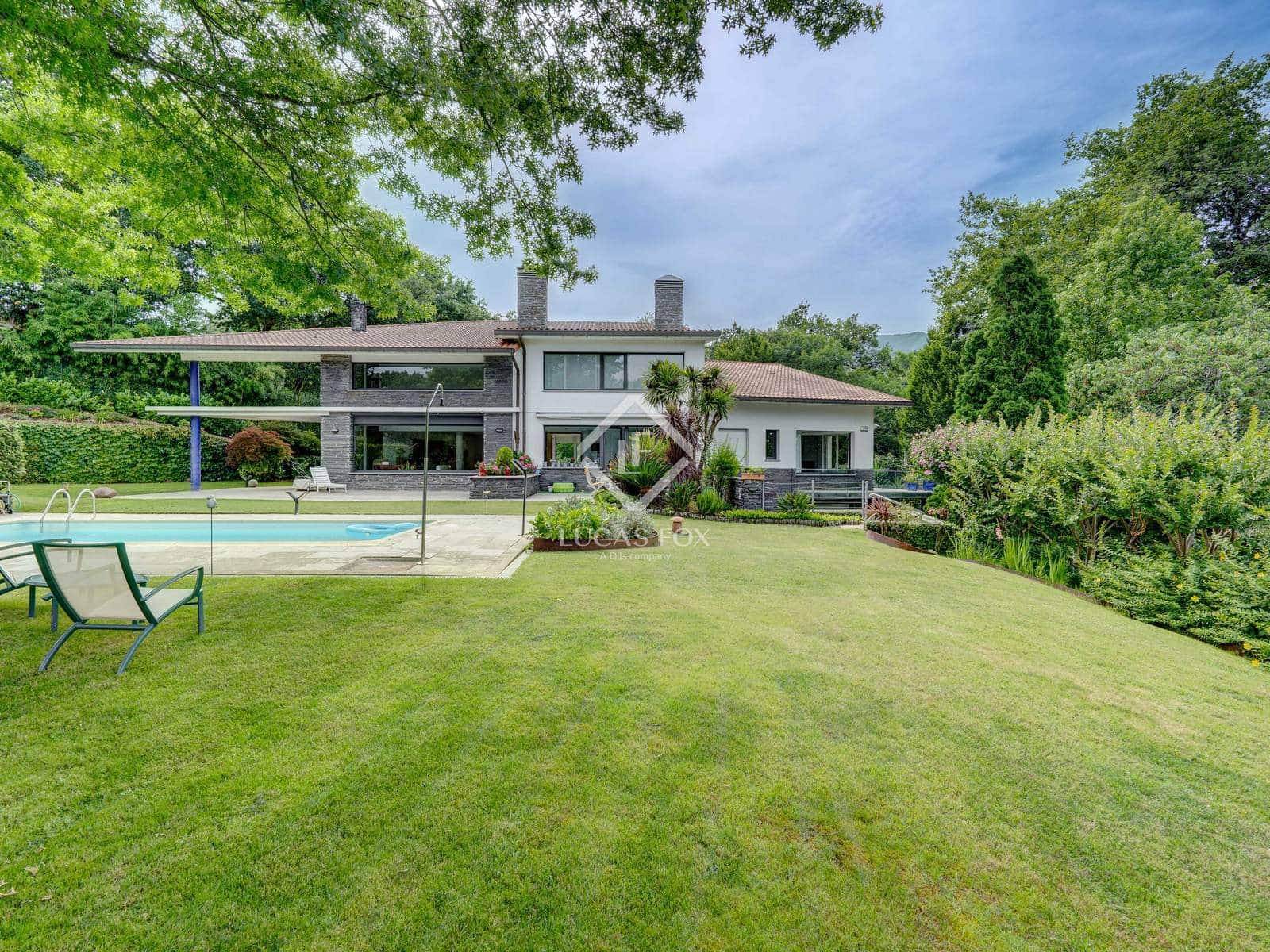 5 soveværelse Villa til salg i Irun med swimmingpool garage - € 1.590.000 (Ref: 9138462)