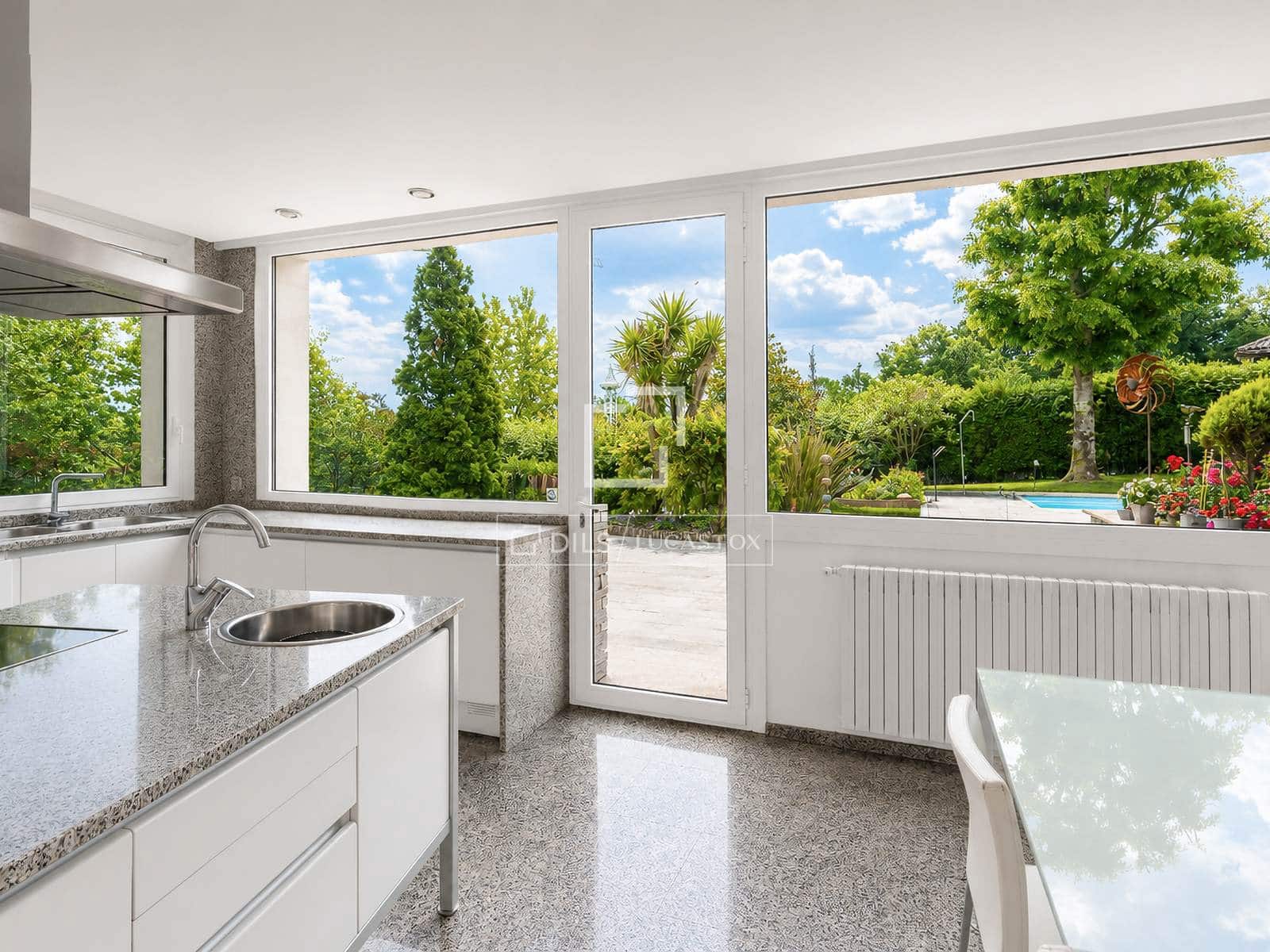 5 soveværelse Villa til salg i Irun med swimmingpool garage - € 1.585.000 (Ref: 9138462)