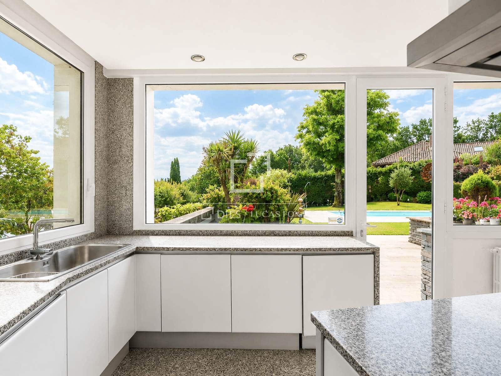 5 soveværelse Villa til salg i Irun med swimmingpool garage - € 1.585.000 (Ref: 9138462)