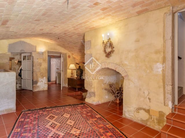 6 bedroom Finca/Country House for sale in Garrigàs with pool garage - € 1,790,000 (Ref: 9138559)