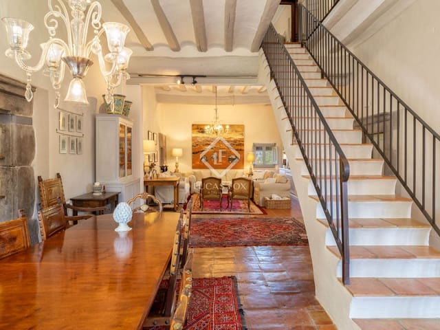 6 bedroom Finca/Country House for sale in Garrigàs with pool garage - € 1,790,000 (Ref: 9138559)