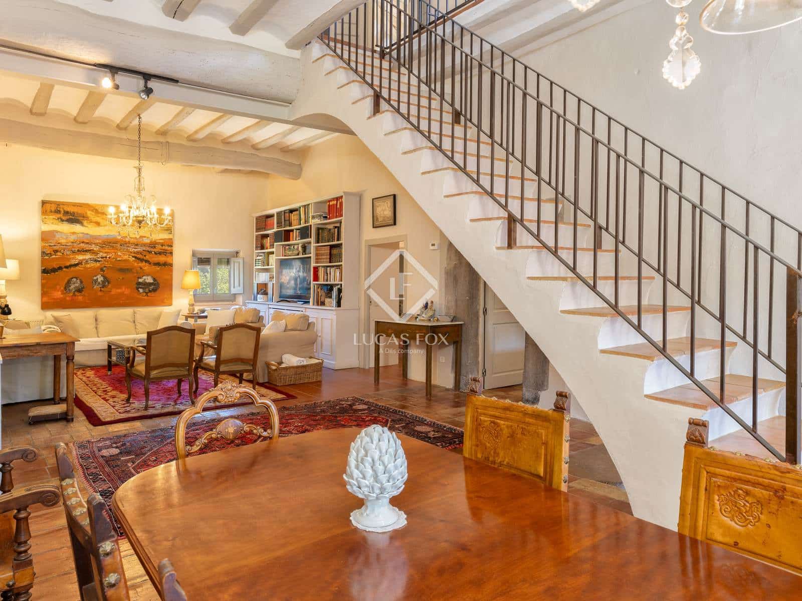 6 soveværelse Finca/Landehus til salg i Garrigas med swimmingpool garage - € 1.790.000 (Ref: 9138559)