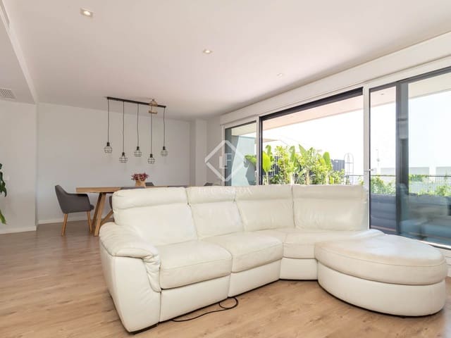 Villa/Maison de 5 chambres à louer à Esplugues de Llobregat avec piscine garage - 8 000 € (Ref: 9138560)