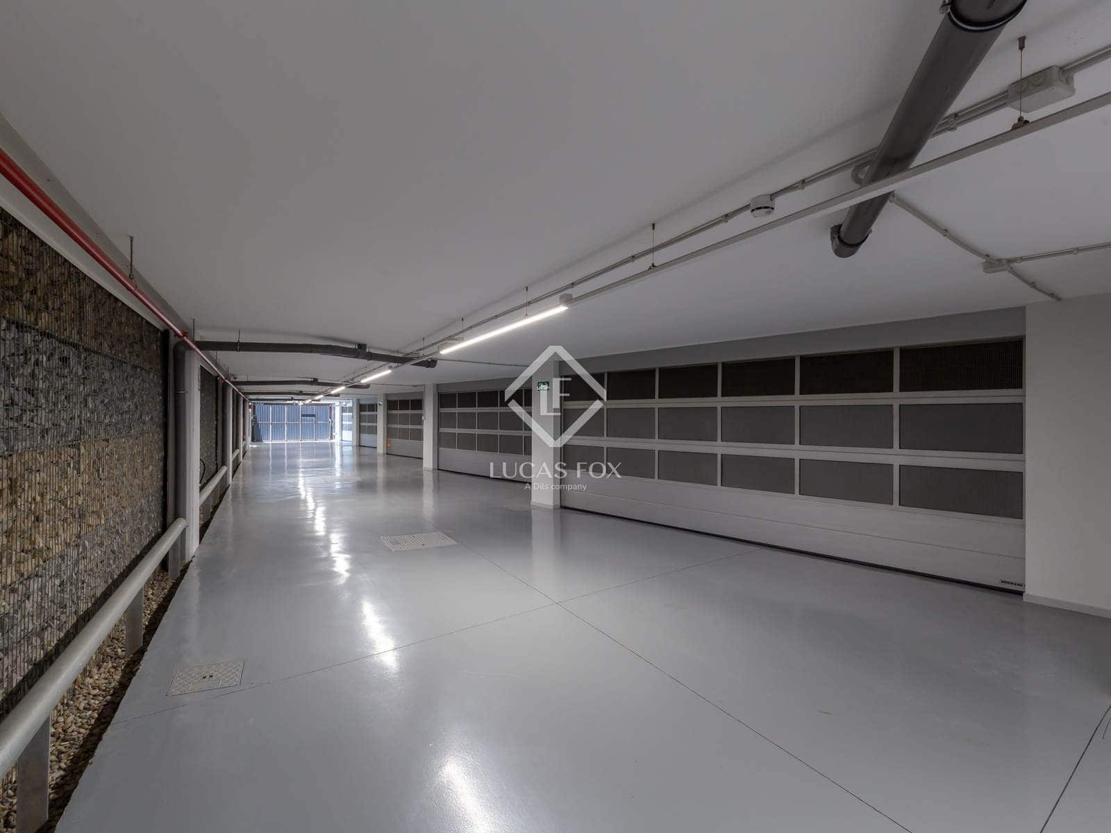 5 slaapkamer Villa te huur in Esplugues de Llobregat met zwembad garage - € 8.000 (Ref: 9138560)