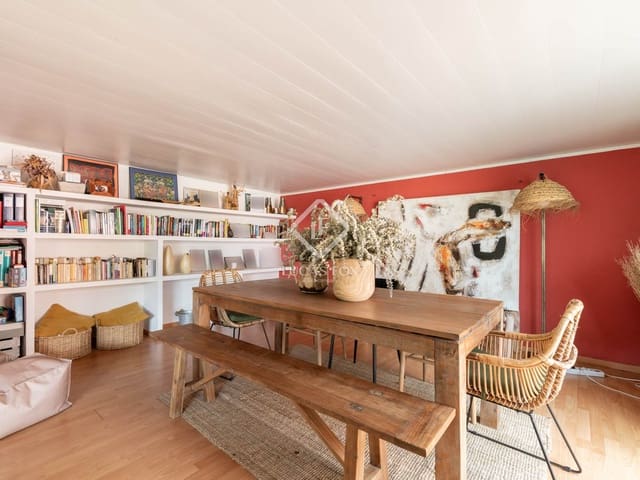 4 Zimmer Villa zu verkaufen in Sant Cugat del Vallès mit Garage - 795.000 € (Ref: 9138561)