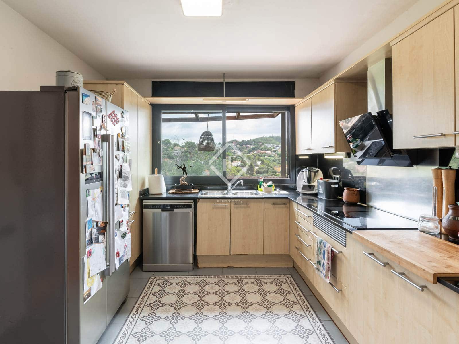 4 soveværelse Villa til salg i Sant Cugat del Valles med garage - € 795.000 (Ref: 9138561)