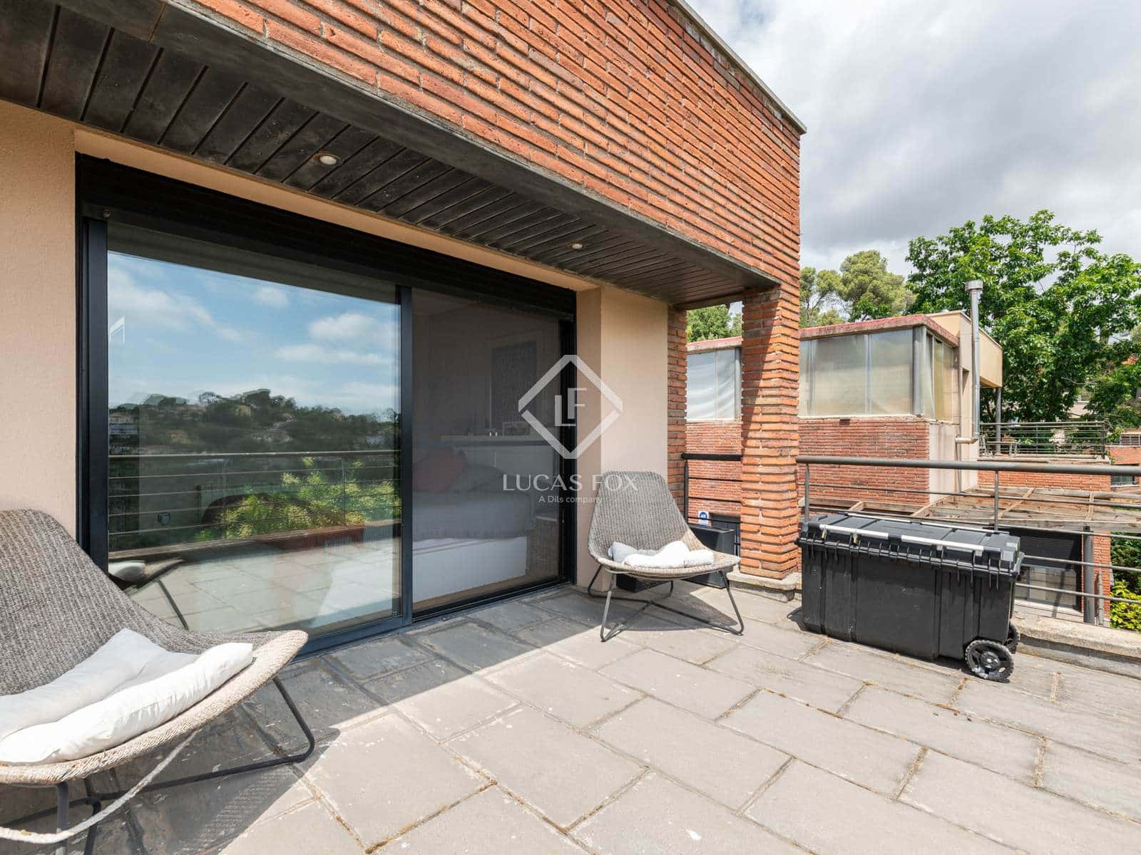 4 soveværelse Villa til salg i Sant Cugat del Valles med garage - € 795.000 (Ref: 9138561)