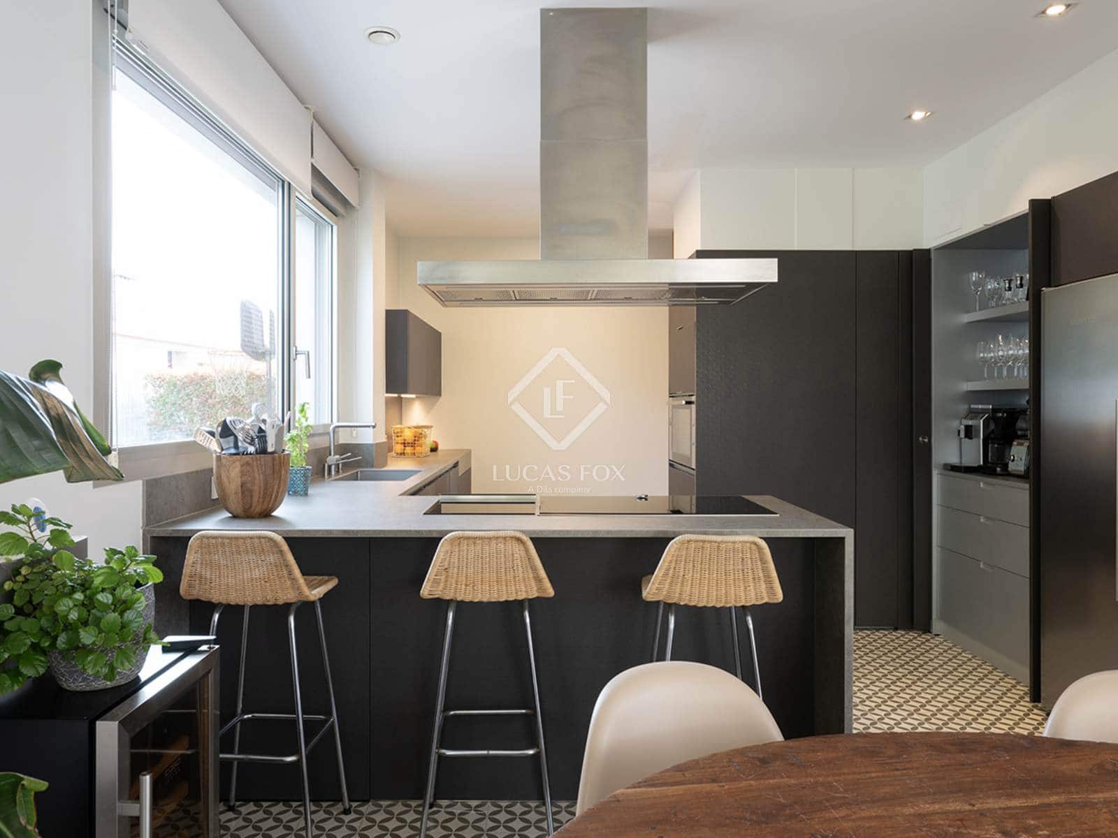 5 soverom Villa til leie i Vigo med svømmebasseng garasje - € 5 000 (Ref: 9142188)