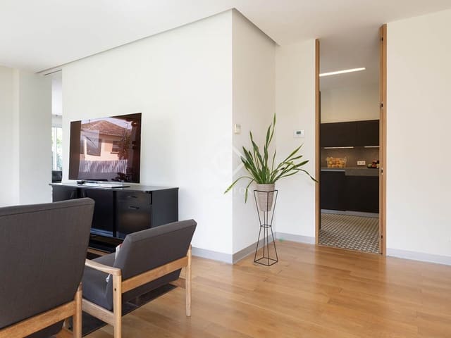 5 bedroom Villa for rent in Vigo with pool garage - € 5,000 (Ref: 9142188)