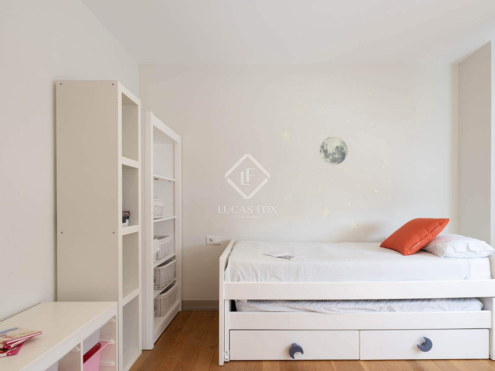 5 soverom Villa til leie i Vigo med svømmebasseng garasje - € 5 000 (Ref: 9142188)