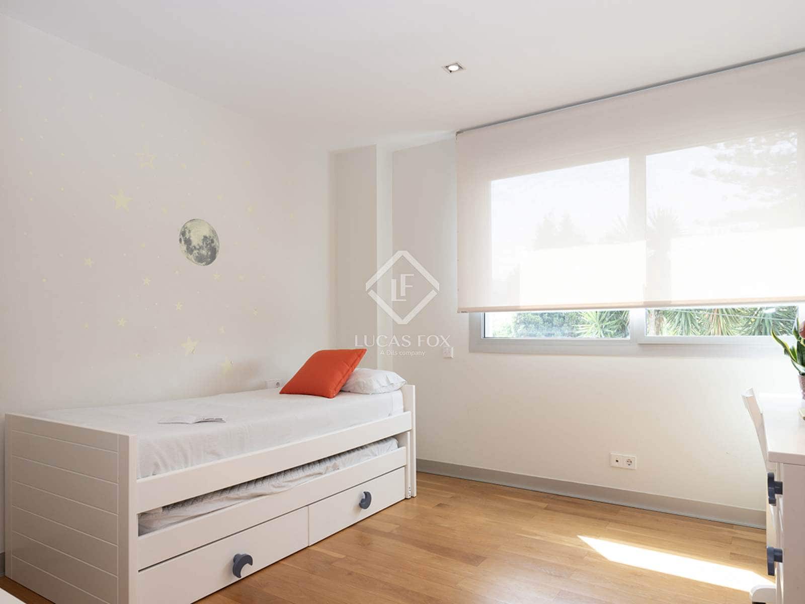 5 soverom Villa til leie i Vigo med svømmebasseng garasje - € 5 000 (Ref: 9142188)