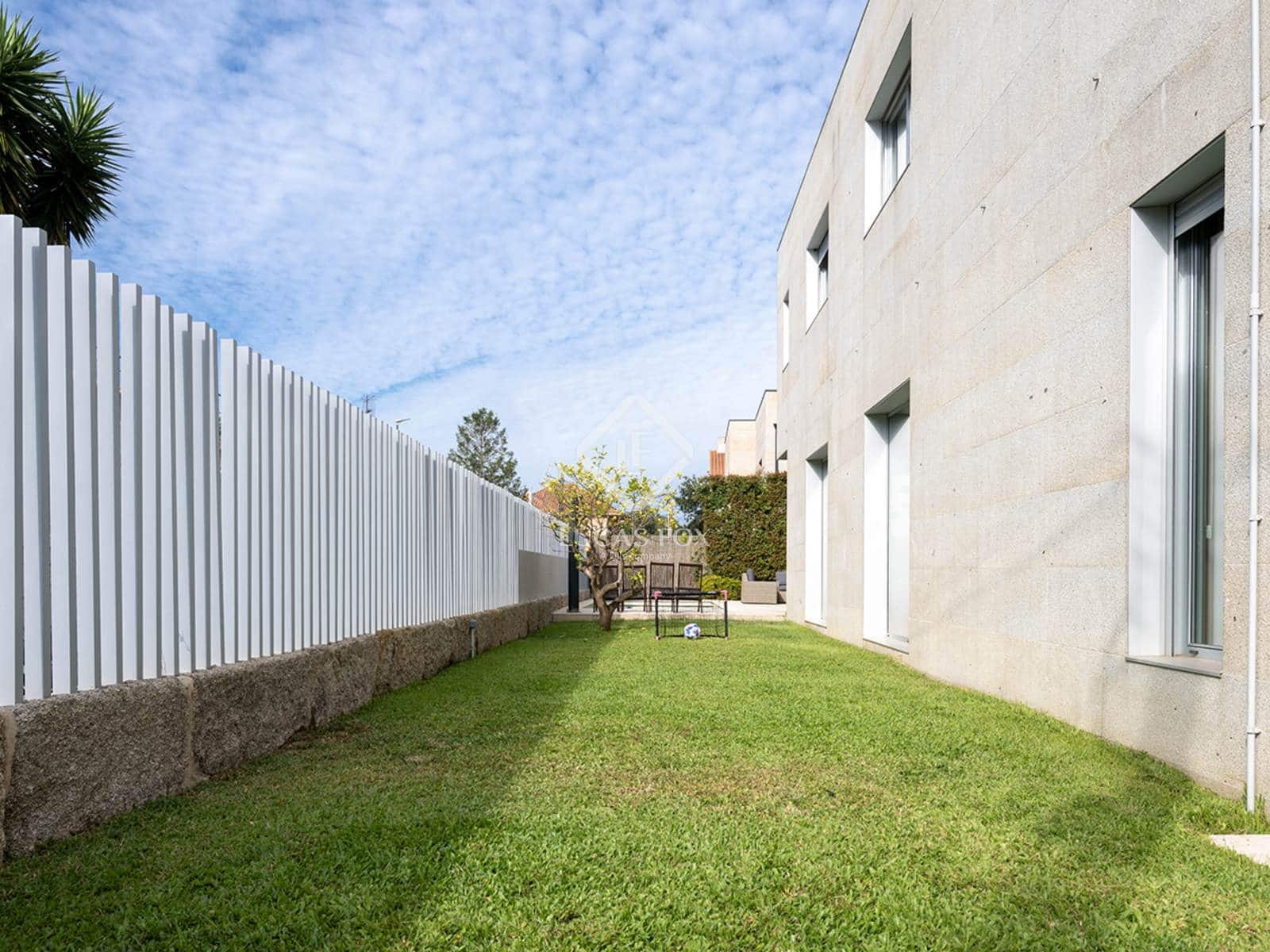 5 soverom Villa til leie i Vigo med svømmebasseng garasje - € 5 000 (Ref: 9142188)