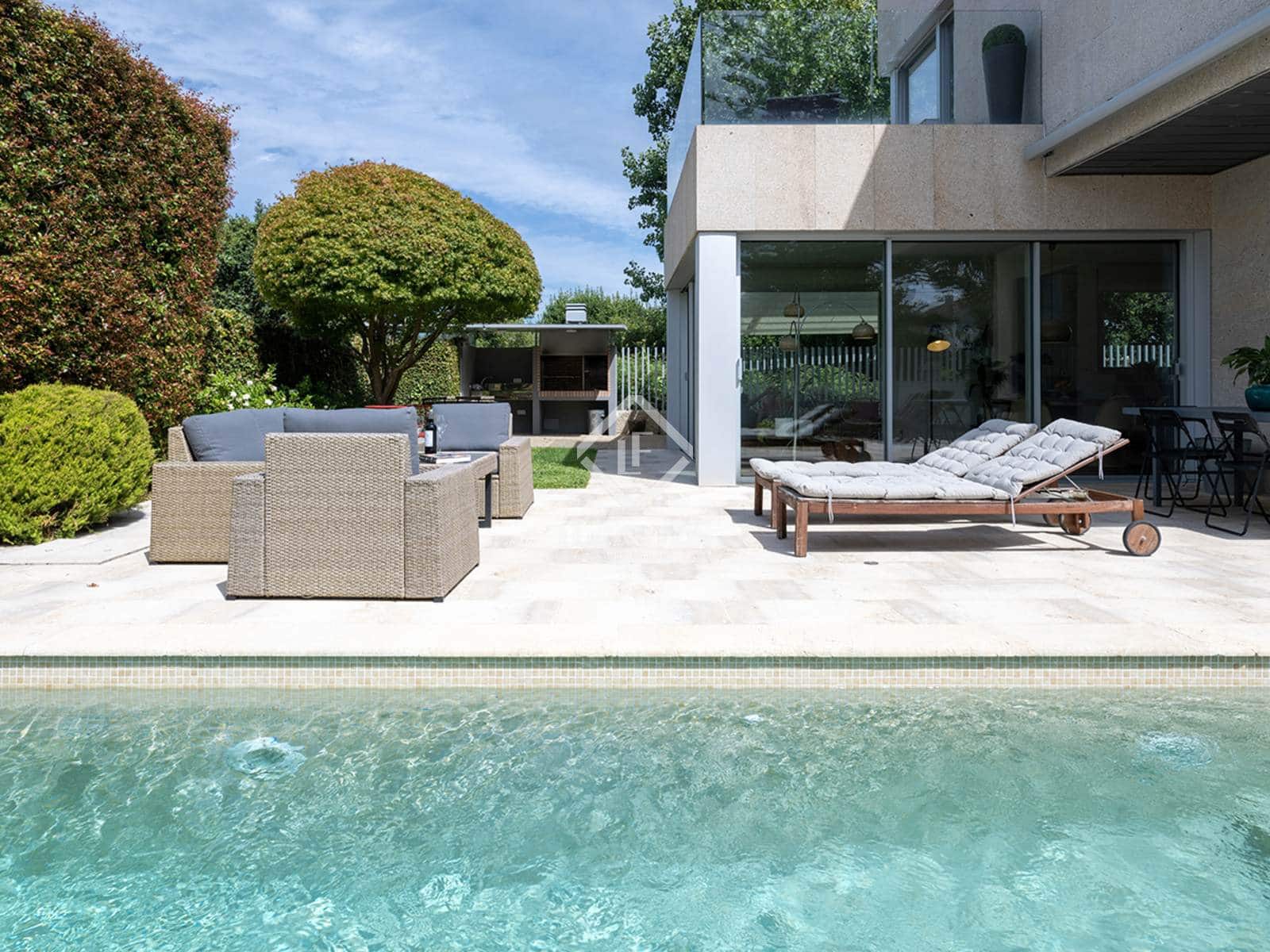 5 soverom Villa til leie i Vigo med svømmebasseng garasje - € 5 000 (Ref: 9142188)