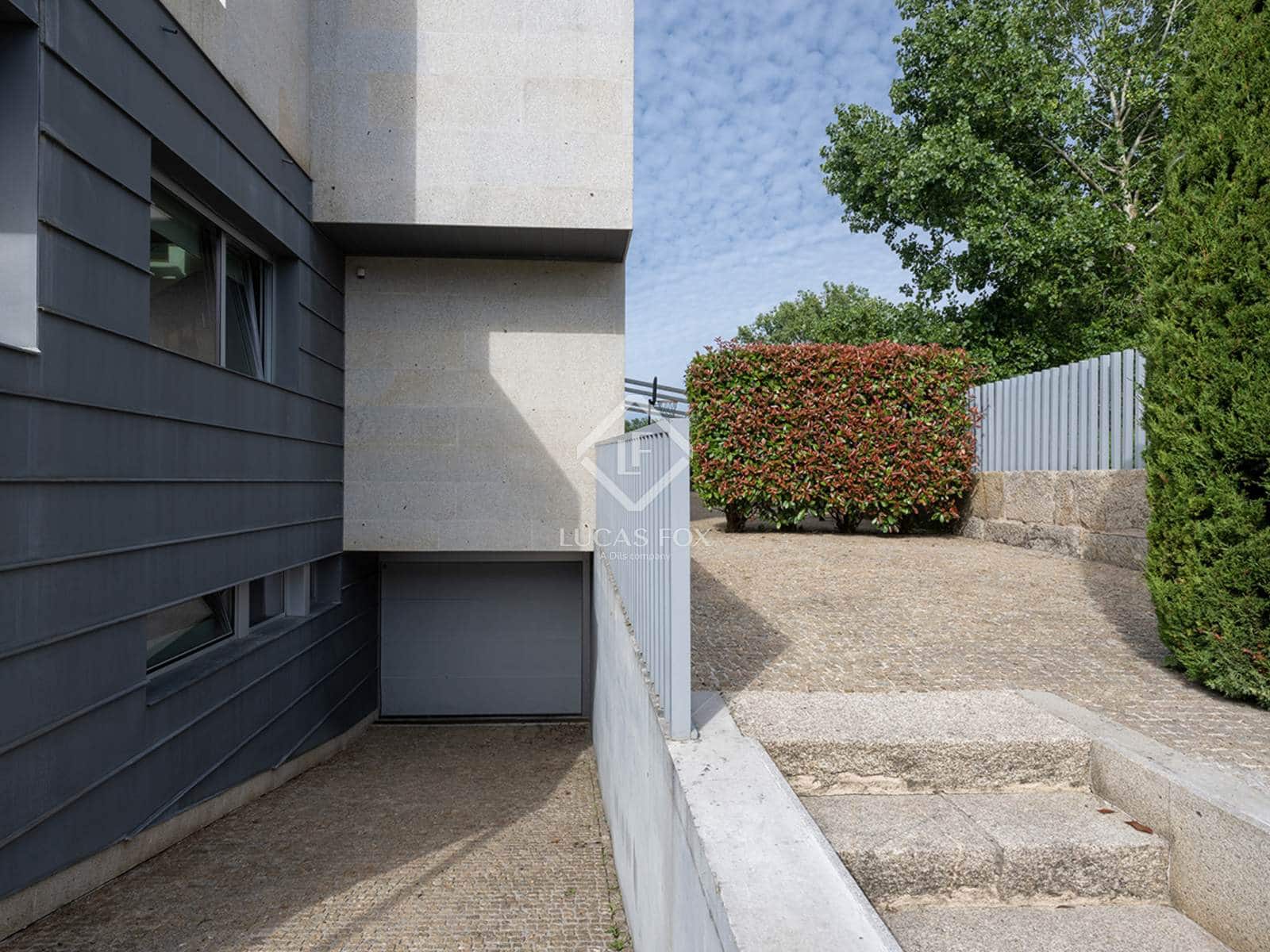 5 soverom Villa til leie i Vigo med svømmebasseng garasje - € 5 000 (Ref: 9142188)