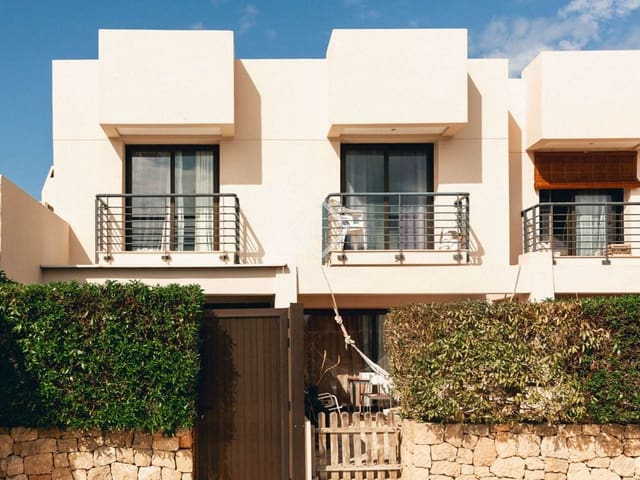 1 slaapkamer Appartement te koop in San Jose / Sant Josep de Sa Talaia met zwembad garage - € 550.000 (Ref: 9142365)