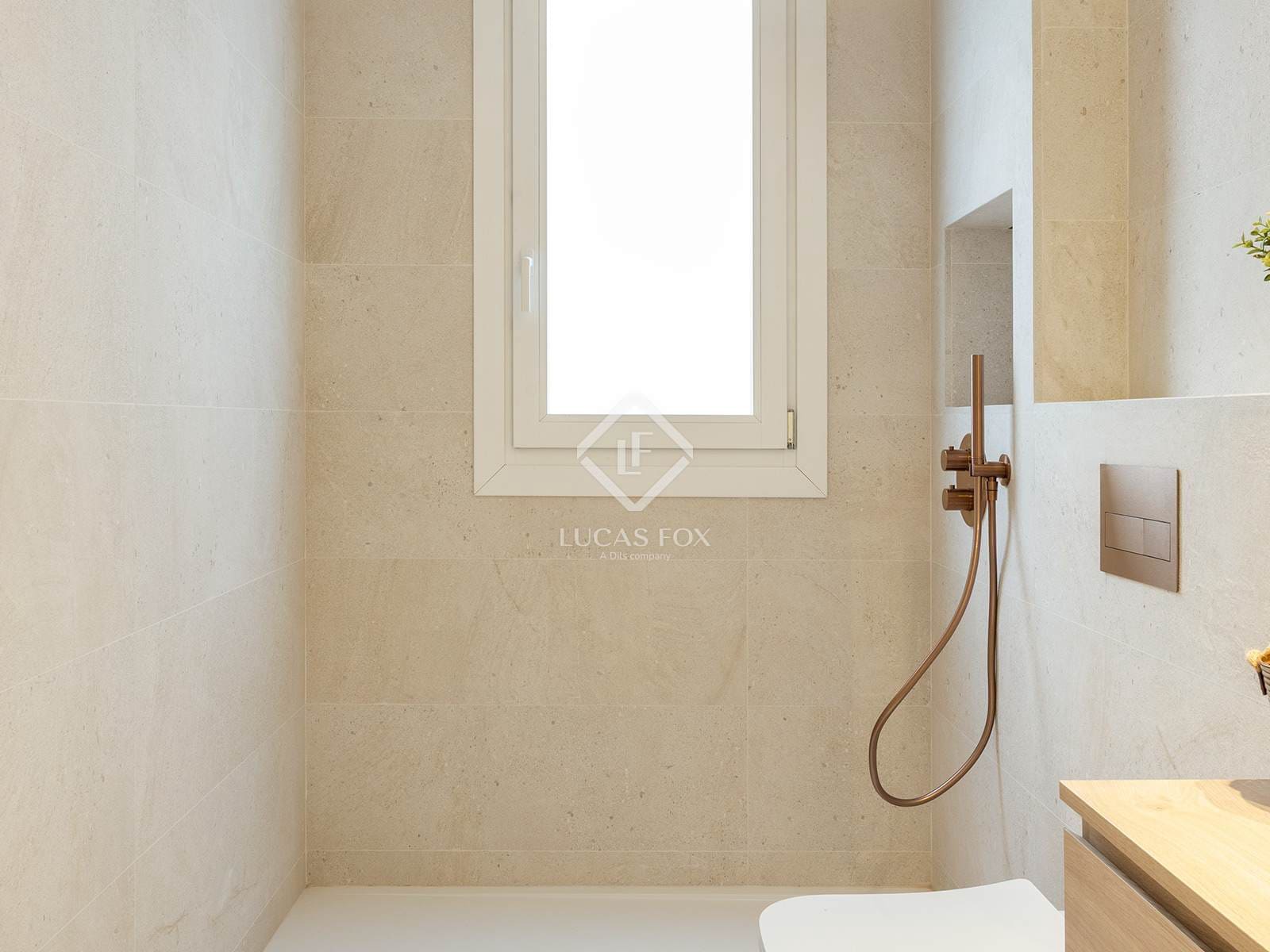 Apartamento de 3 habitaciones en Barcelona ciudad en venta - 1.450.000 € (Ref: 9142367)