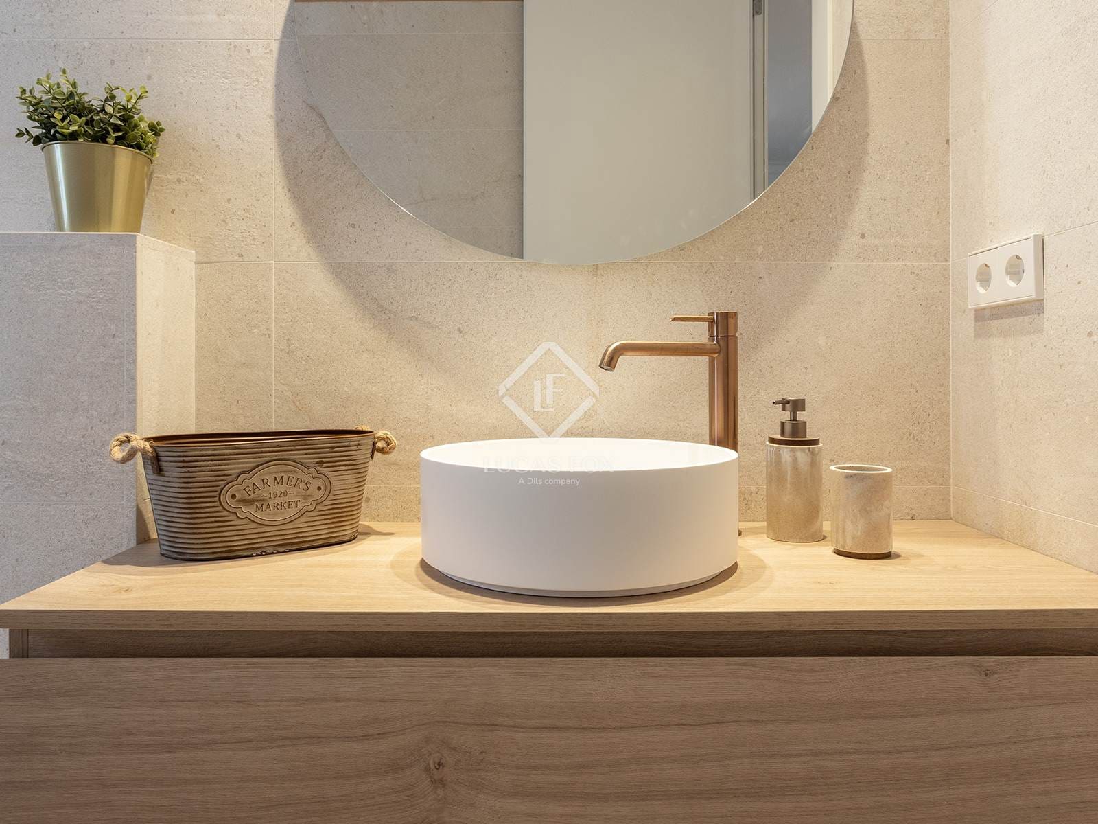 Apartamento de 3 habitaciones en Barcelona ciudad en venta - 1.450.000 € (Ref: 9142367)