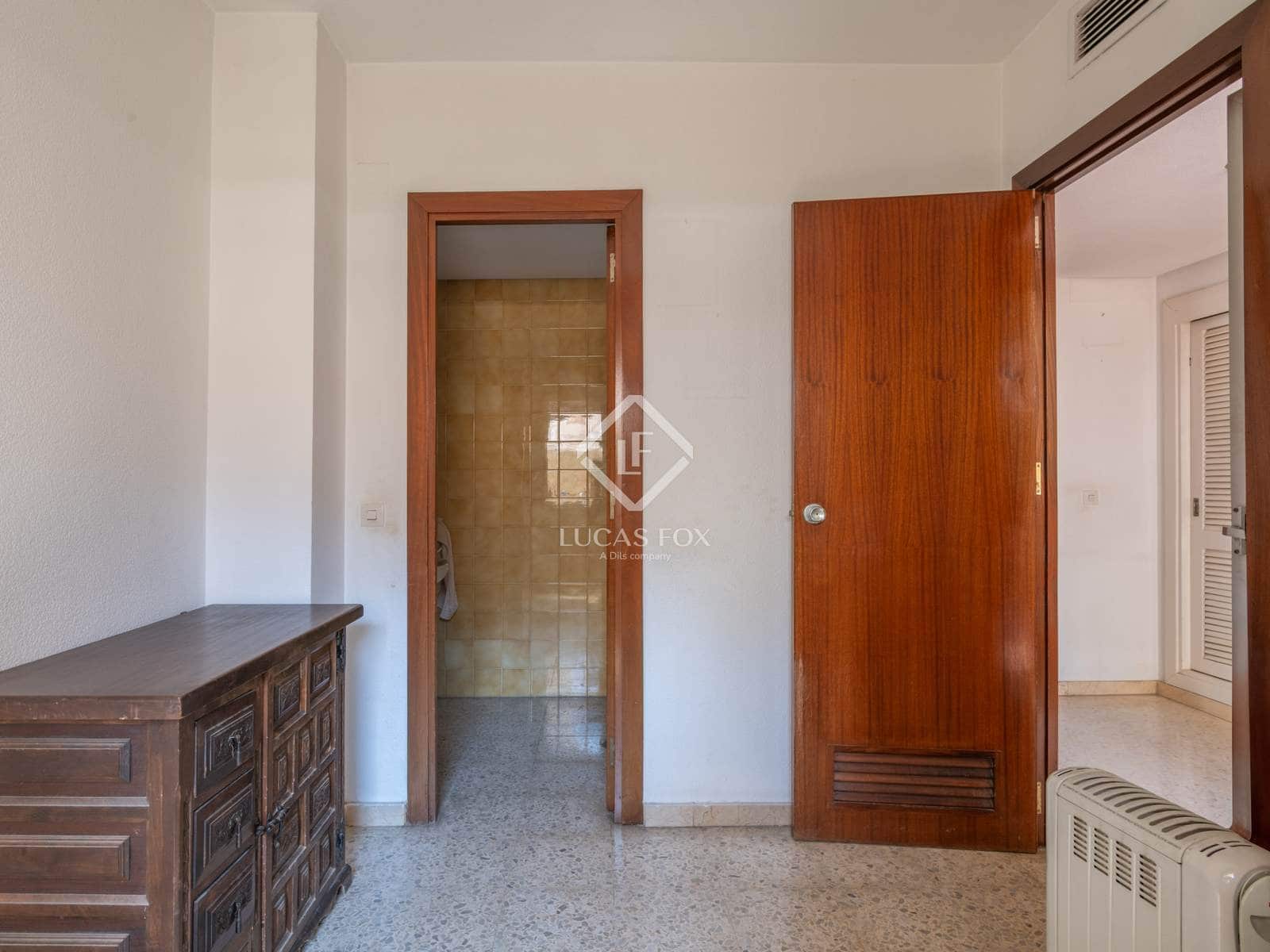 4 soveværelse Penthouse til salg i Malaga by med garage - € 1.495.000 (Ref: 9142451)