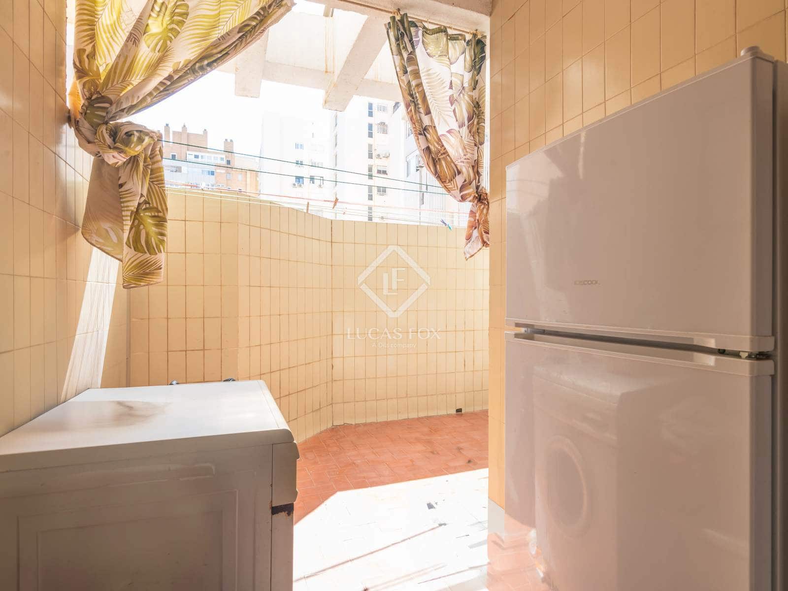 4 soveværelse Penthouse til salg i Malaga by med garage - € 1.495.000 (Ref: 9142451)