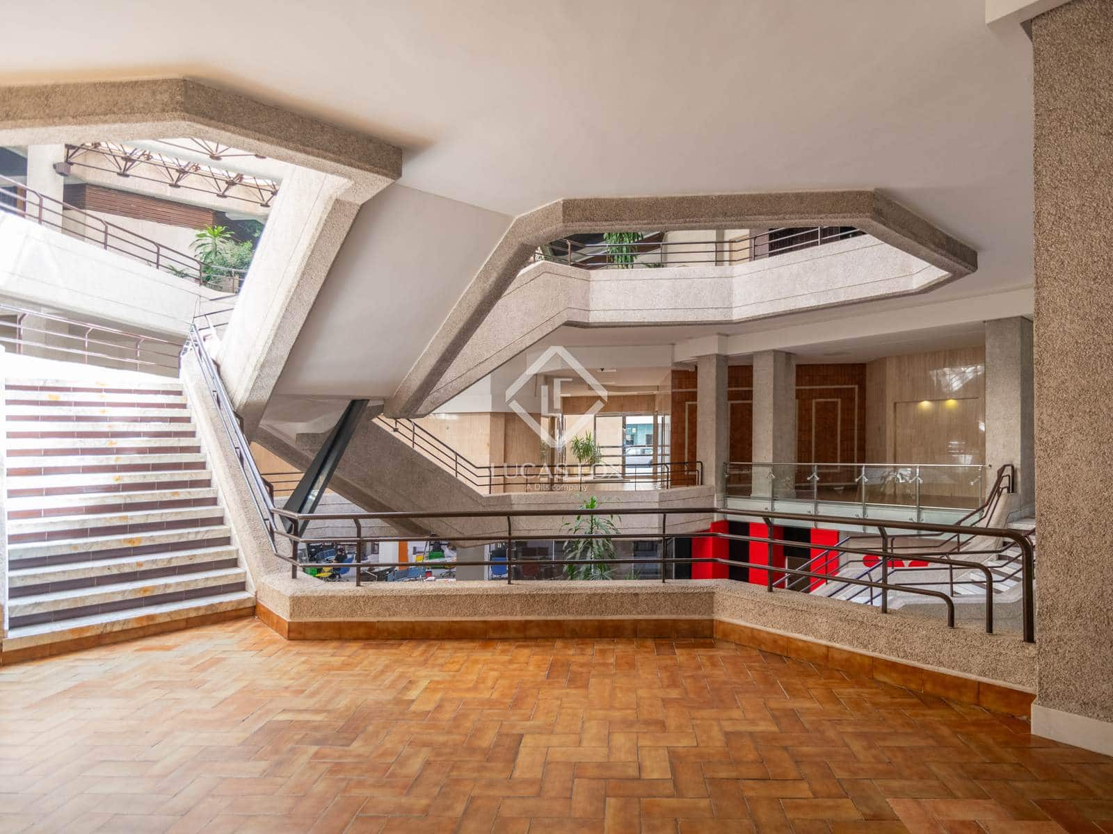 4 soveværelse Penthouse til salg i Malaga by med garage - € 1.495.000 (Ref: 9142451)