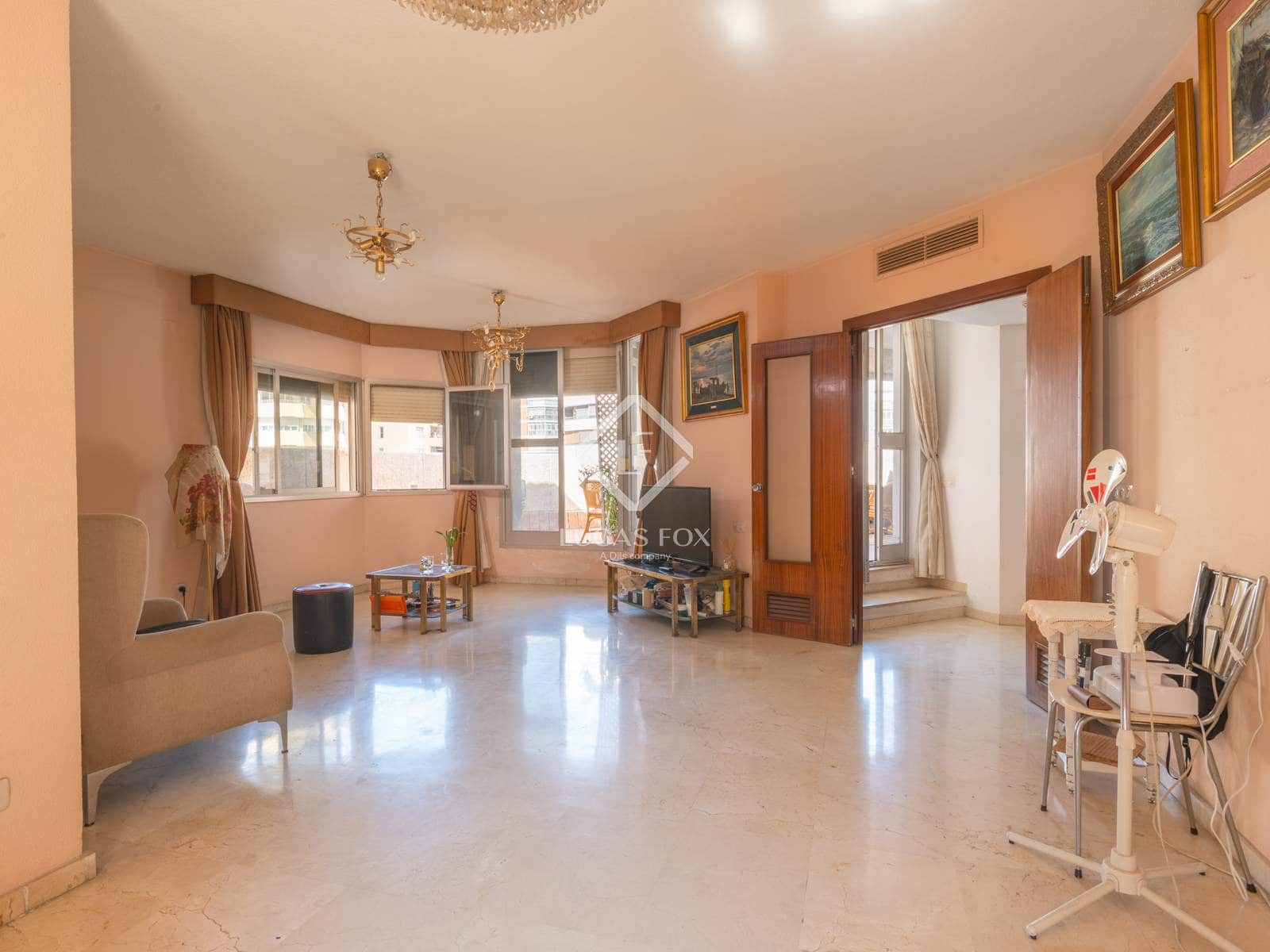 4 soveværelse Penthouse til salg i Malaga by med garage - € 1.495.000 (Ref: 9142451)