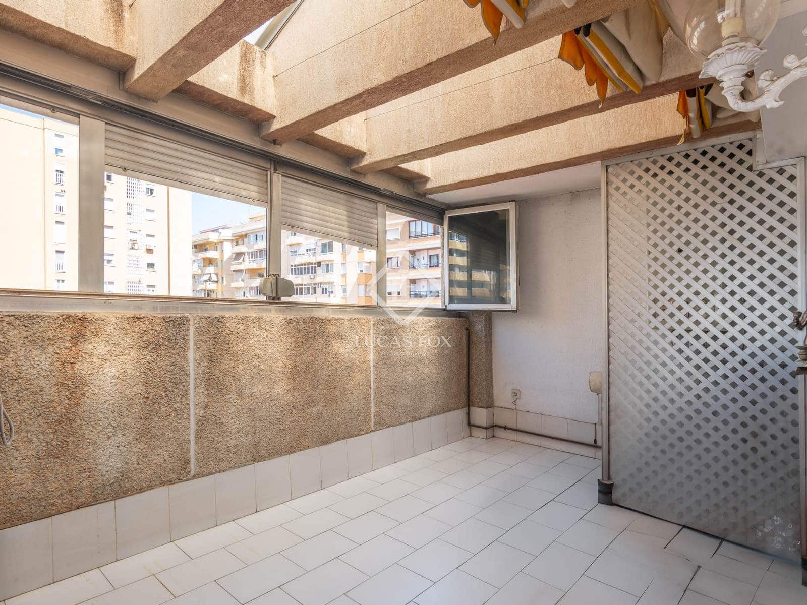 4 soveværelse Penthouse til salg i Malaga by med garage - € 1.495.000 (Ref: 9142451)