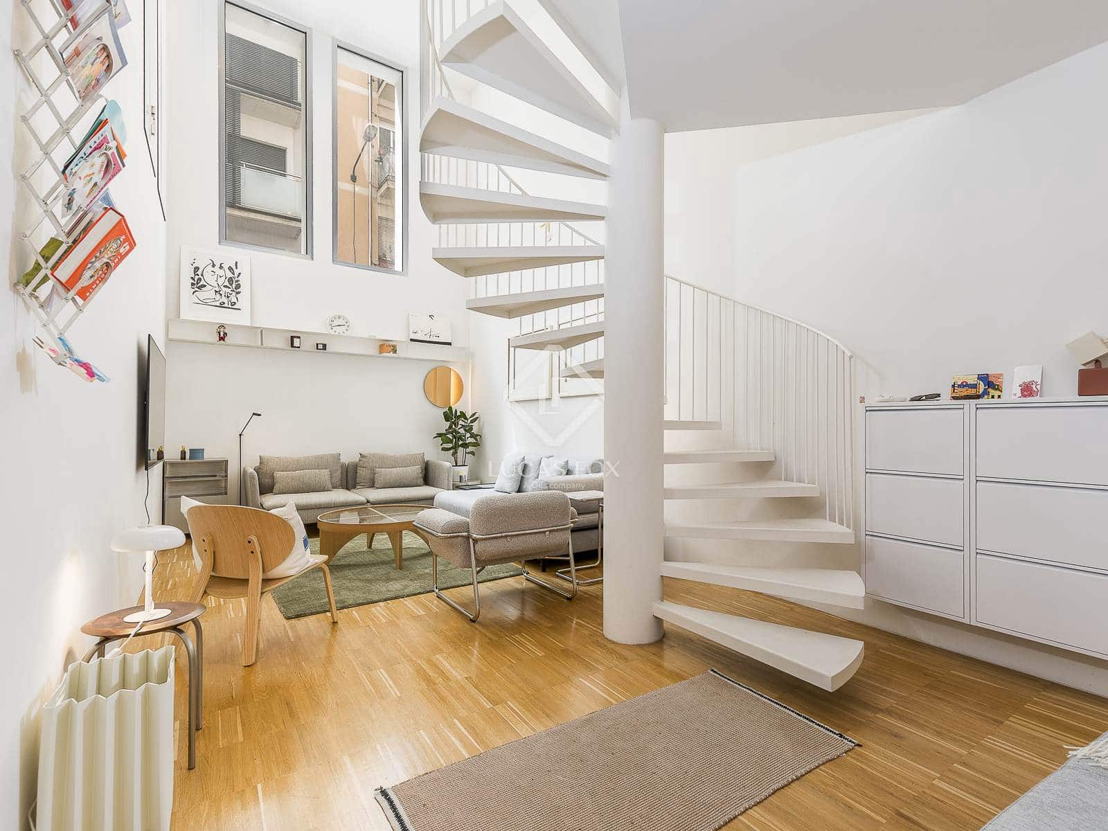 4 sovrum Lägenhet att hyra i Barcelona stad - 3 000 € (Ref: 9143953)