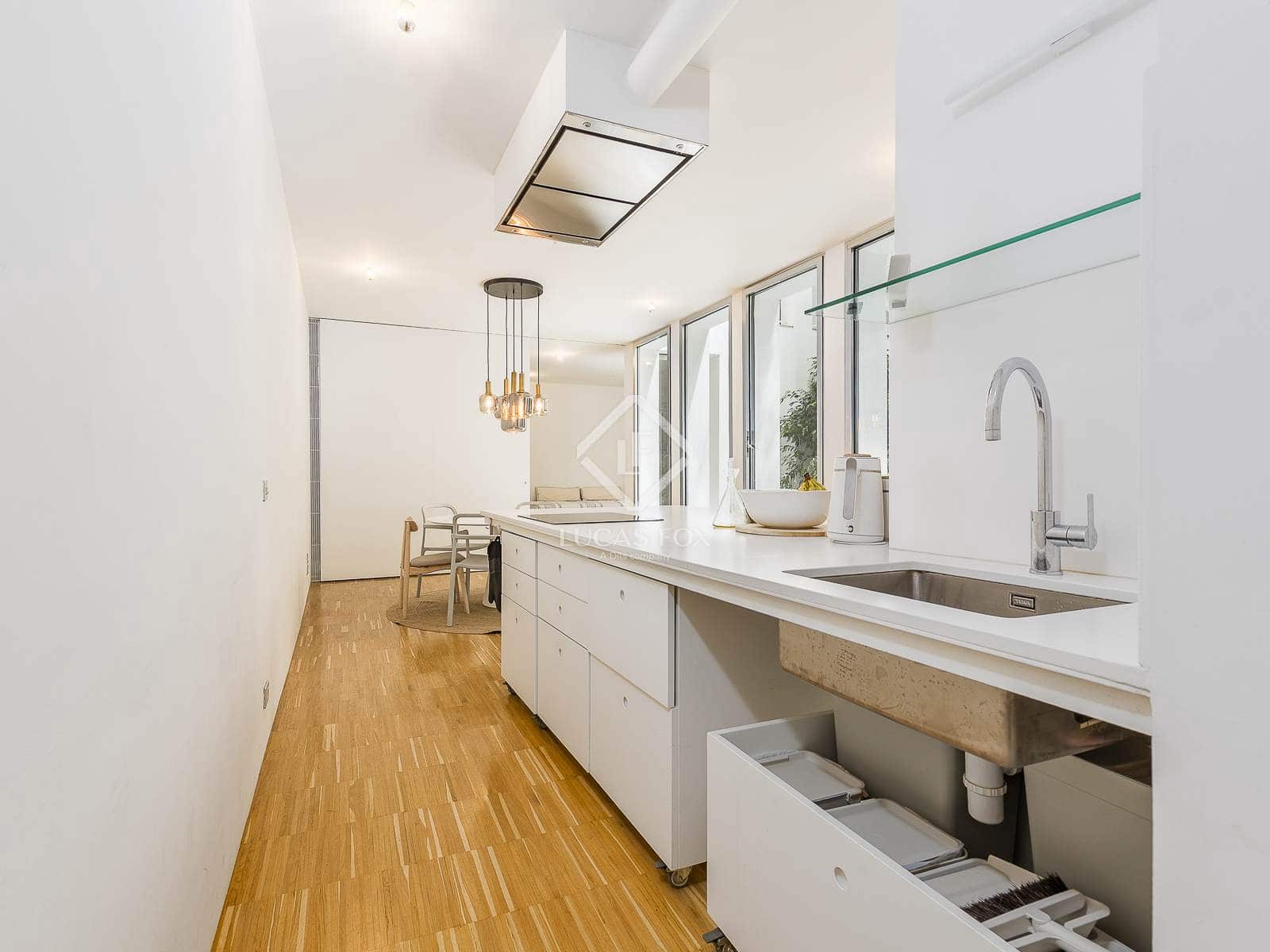 4 sovrum Lägenhet att hyra i Barcelona stad - 3 000 € (Ref: 9143953)