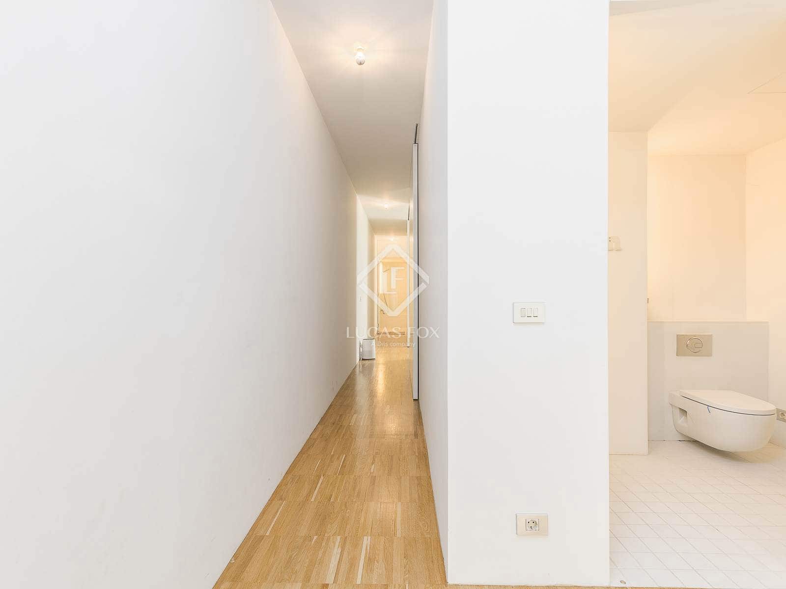 4 sovrum Lägenhet att hyra i Barcelona stad - 3 000 € (Ref: 9143953)
