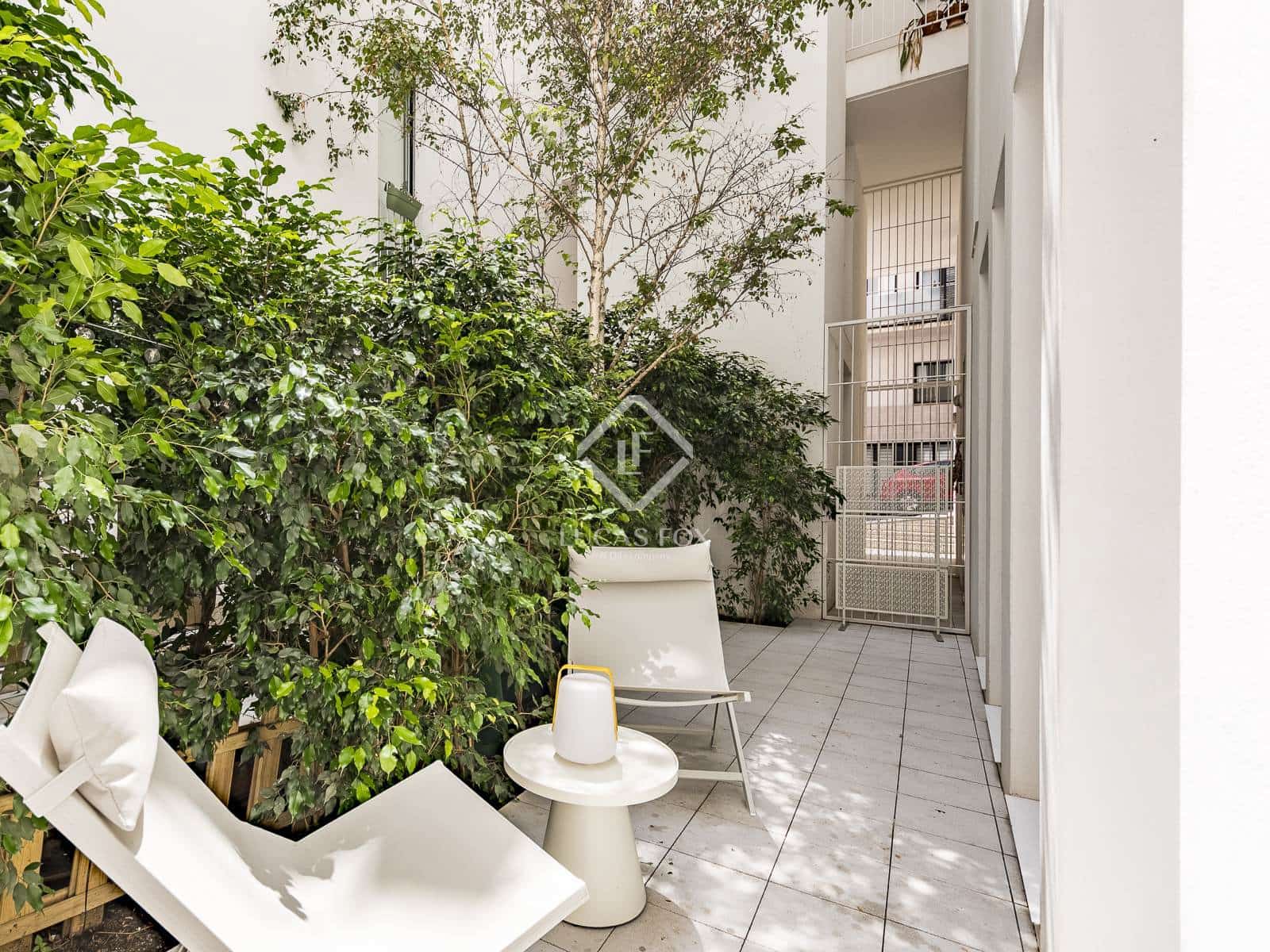 4 sovrum Lägenhet att hyra i Barcelona stad - 3 000 € (Ref: 9143953)