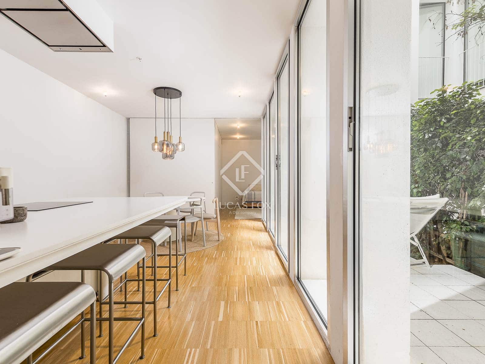 4 sovrum Lägenhet att hyra i Barcelona stad - 3 000 € (Ref: 9143953)