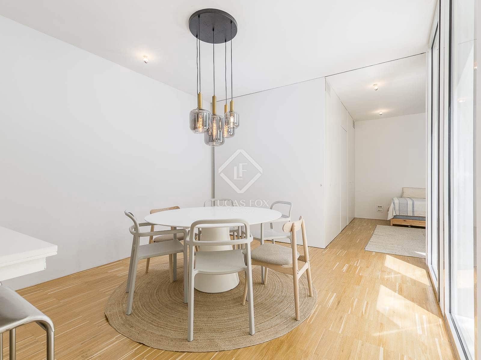 4 sovrum Lägenhet att hyra i Barcelona stad - 3 000 € (Ref: 9143953)