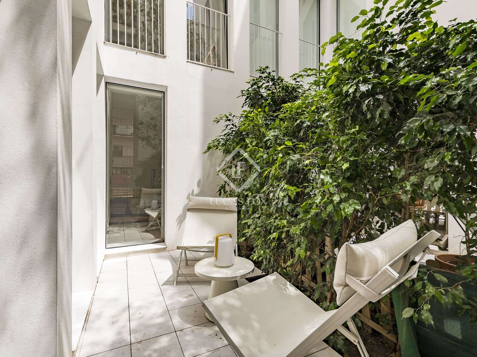 4 sovrum Lägenhet att hyra i Barcelona stad - 3 000 € (Ref: 9143953)