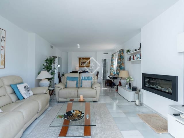 3 Zimmer Penthouse zu verkaufen in Estepona mit Pool Garage - 997.000 € (Ref: 9144214)