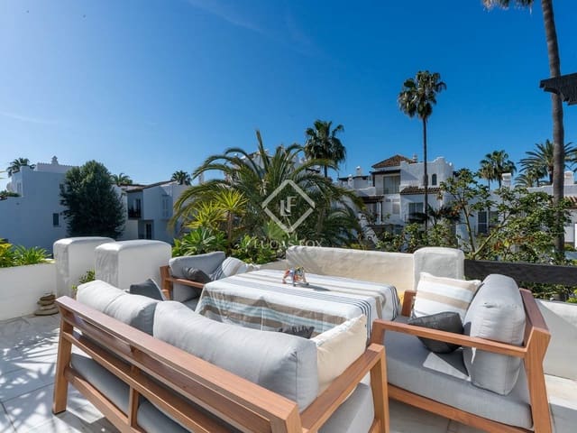 3 Zimmer Penthouse zu verkaufen in Estepona mit Pool Garage - 997.000 € (Ref: 9144214)