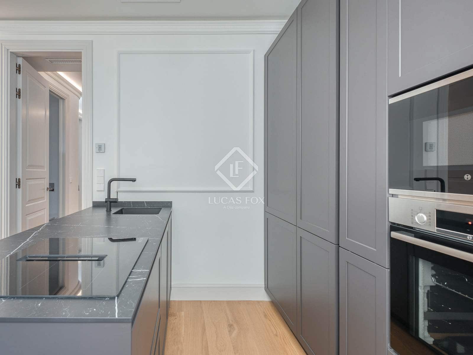 2 soveværelse Lejlighed til salg i Madrid by - € 1.800.000 (Ref: 9144215)