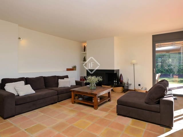 Chalet de 5 habitaciones en Santa Cristina d'Aro en venta con piscina garaje - 1.200.000 € (Ref: 9144489)